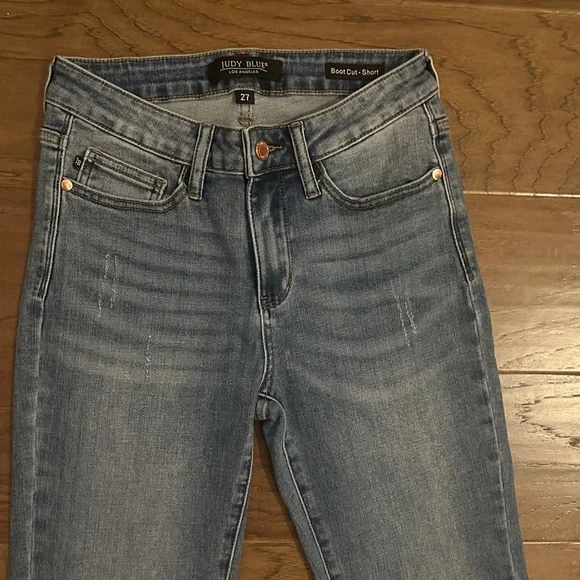 Women’s Judy Blue Light Blue Flare Jeans - Picture 3 of 5